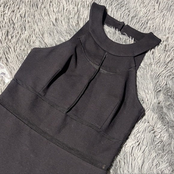 🥰🥰Guess Monaco Sleeveless Bodycon Dress🥰🥰 - Picture 4 of 8